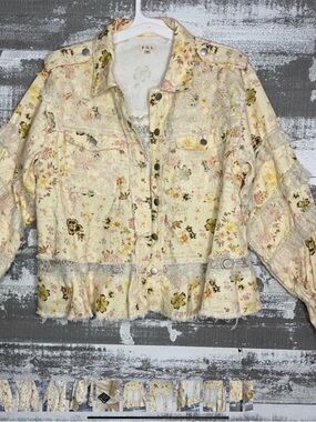 POL Cream Floral Lace-Trim Button Front Jacket